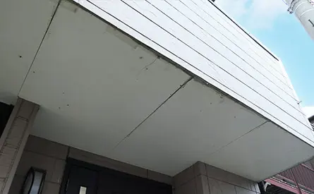 軒天のはがれ