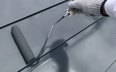 金属屋根の仕上げ塗装