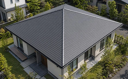 寄棟屋根の住宅