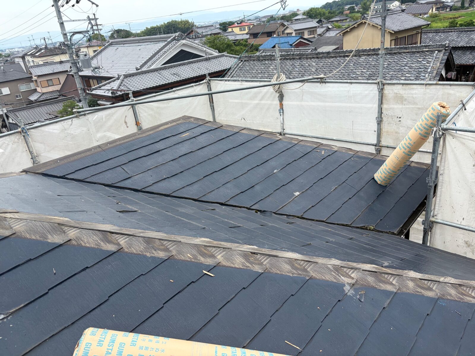 【施工前】棟板金まわりに見られた経年の傷み